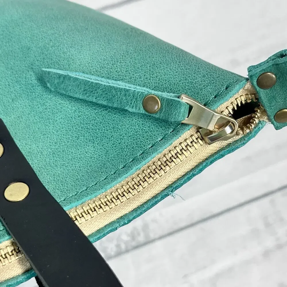 Portland Leather Goods Green Black Leather Handbag Tote Zip Close Pockets 12x15